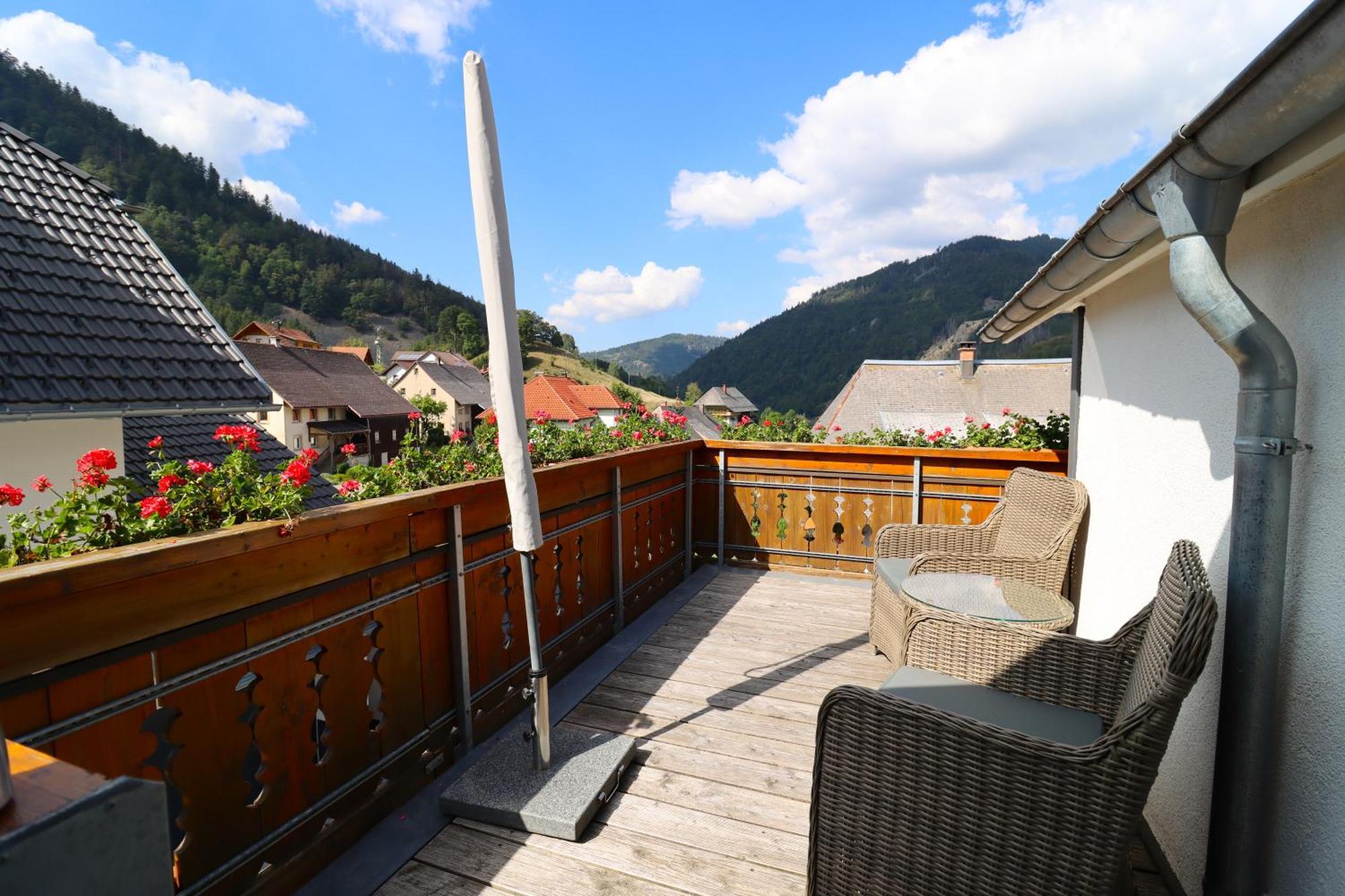Ferienwohnungen Haus Hees Todtnau Zimmer foto